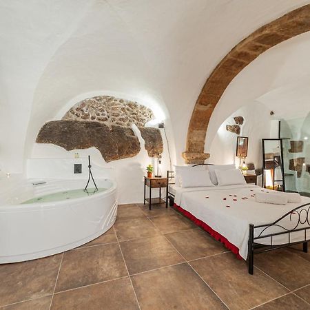 Romantic Loft With Jacuzzi In The Castle กัสเตลซาร์โด ภายนอก รูปภาพ